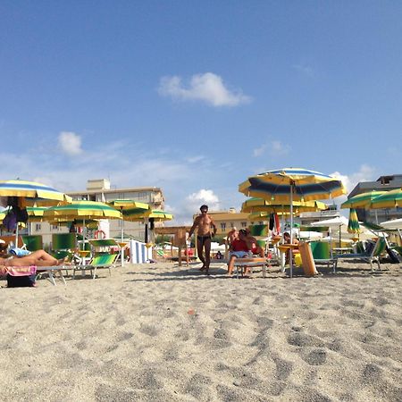 La Baia Di Ulisse Villa Venetico Buitenkant foto