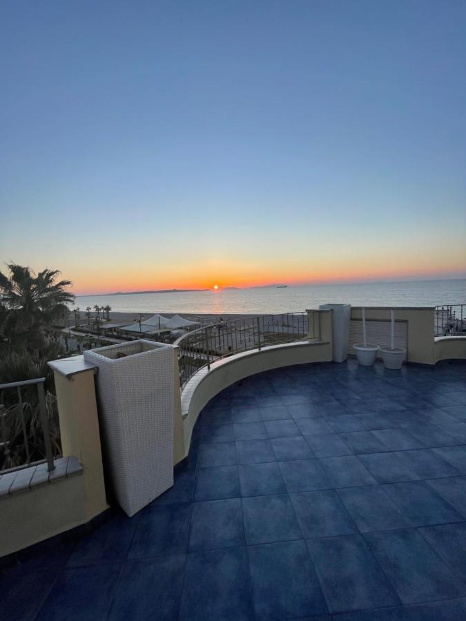 La Baia Di Ulisse Villa Venetico Buitenkant foto