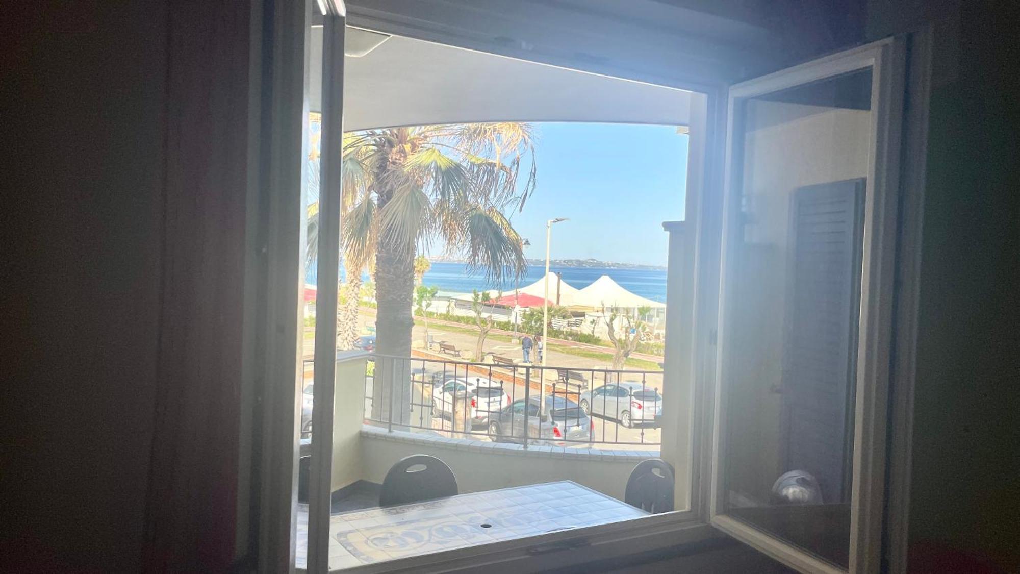 La Baia Di Ulisse Villa Venetico Buitenkant foto