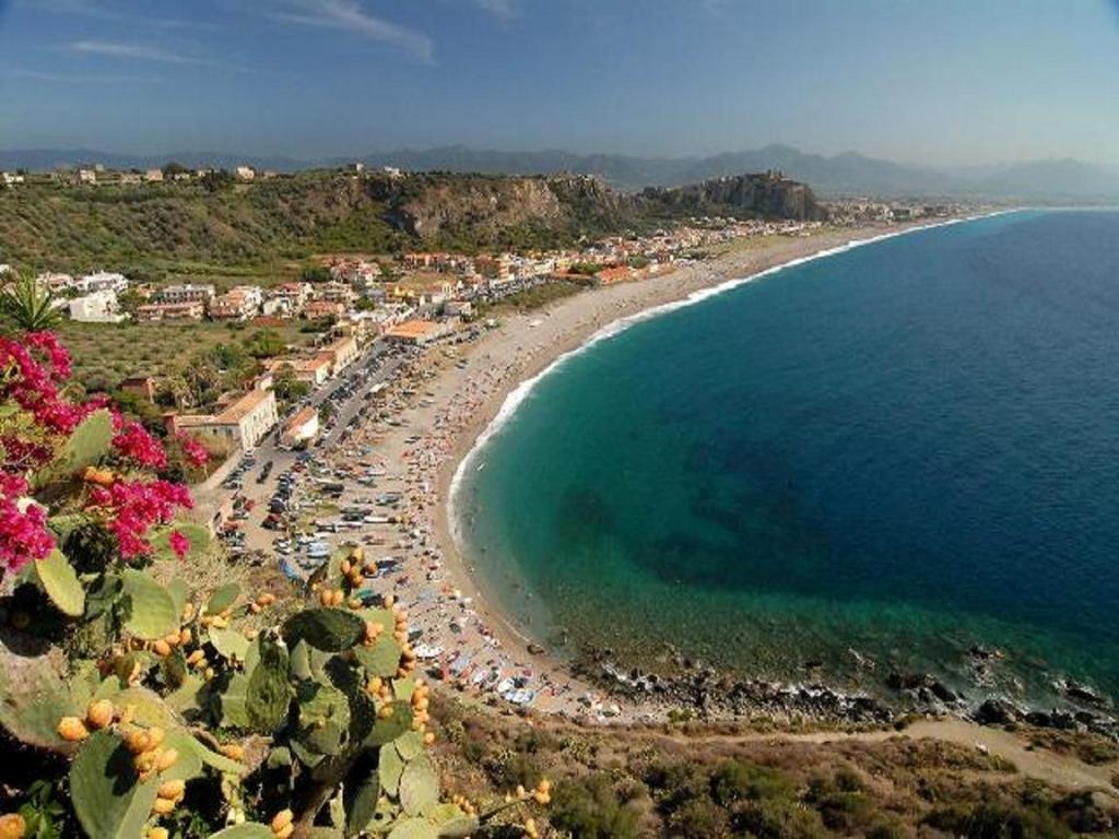 La Baia Di Ulisse Villa Venetico Buitenkant foto